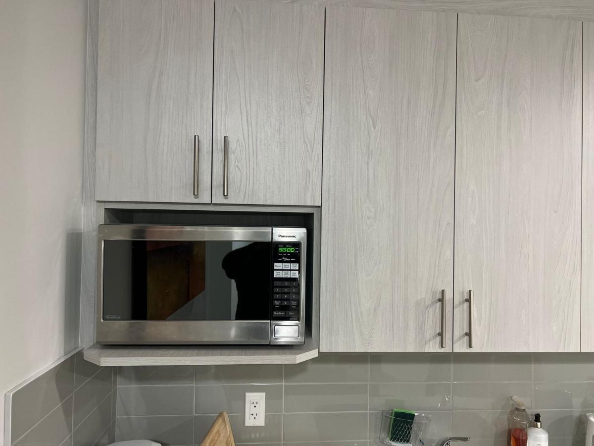 Beautiful 2 Bedroom Home Away From Home Calgary Zewnętrze zdjęcie